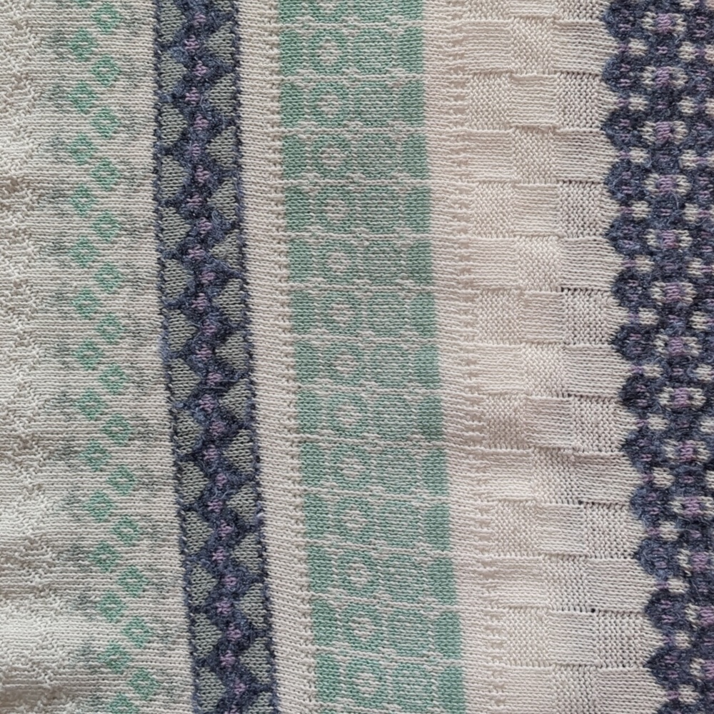 Caricon acrylic Neutral White Blue Knit Sweater Medium - Picture 3 of 9